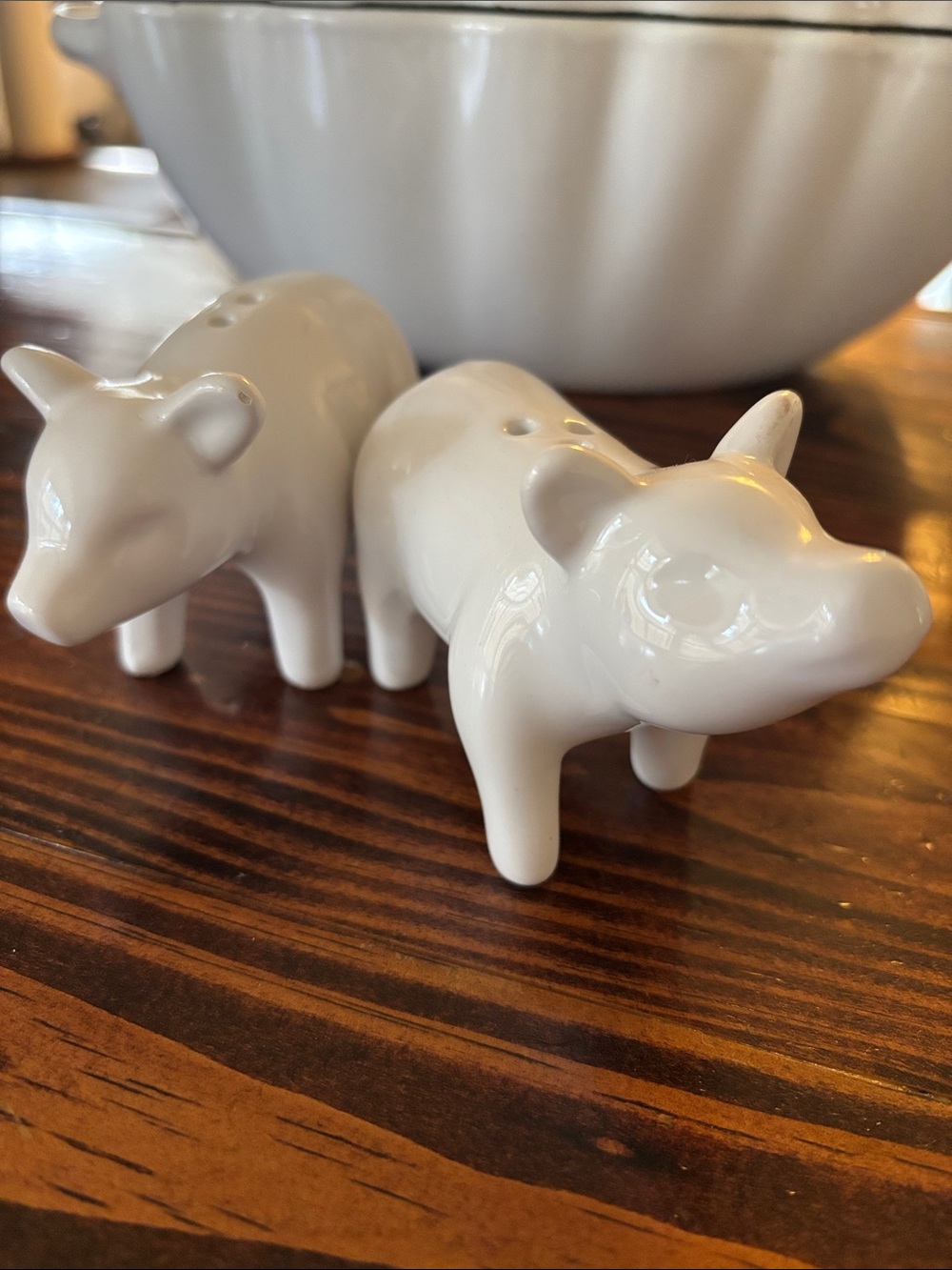 Ceramic pig 🐽 Salt and Pepper Shakers
